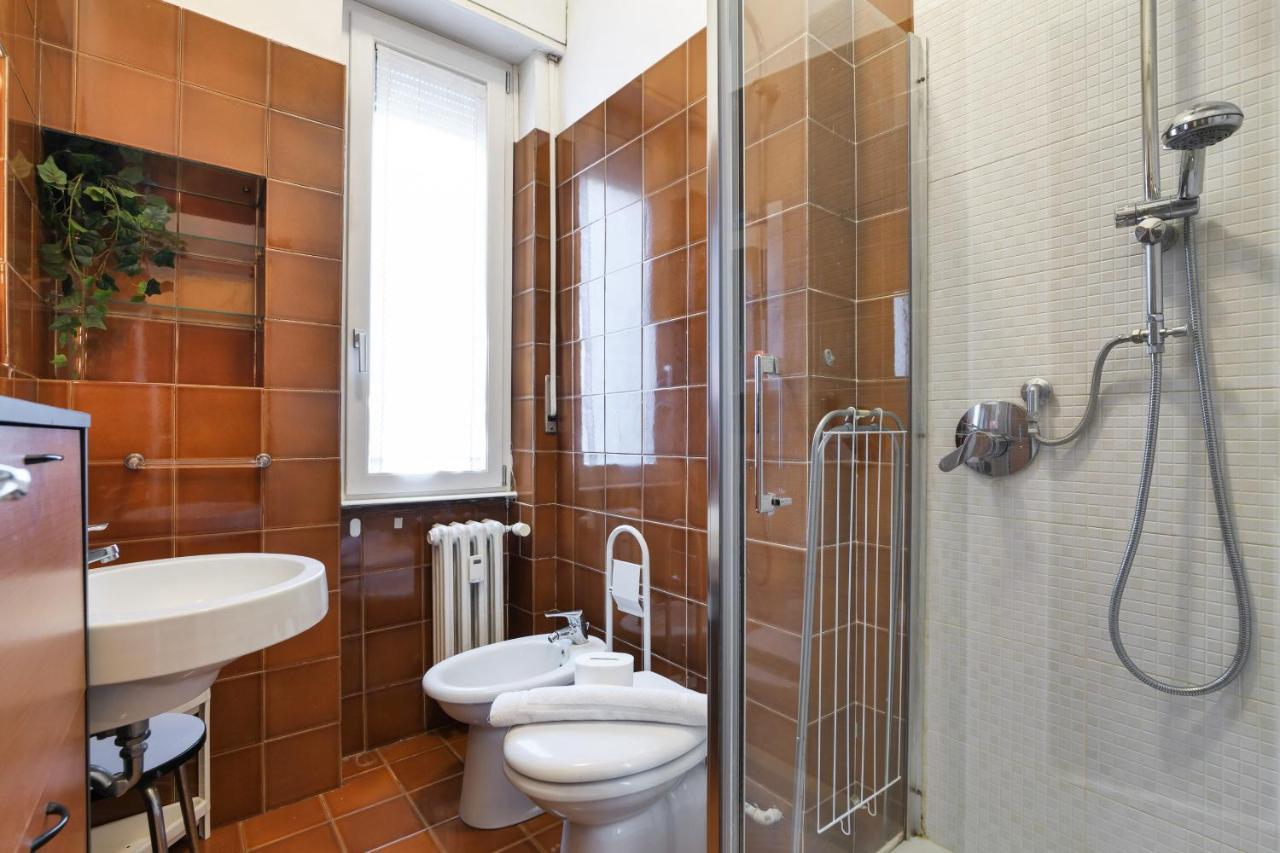 Primopiano - Romilli Apartment Milan Bagian luar foto