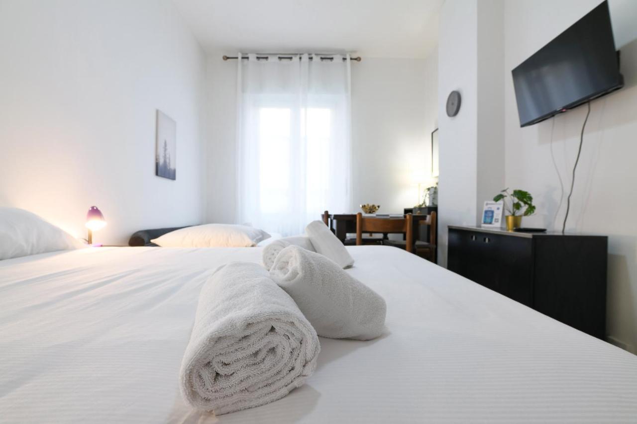Primopiano - Romilli Apartment Milan Bagian luar foto