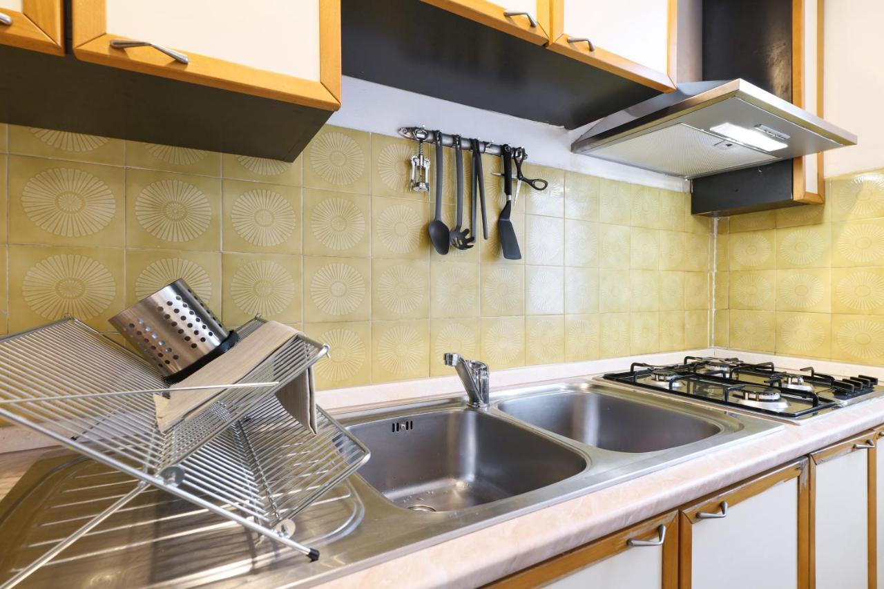 Primopiano - Romilli Apartment Milan Bagian luar foto