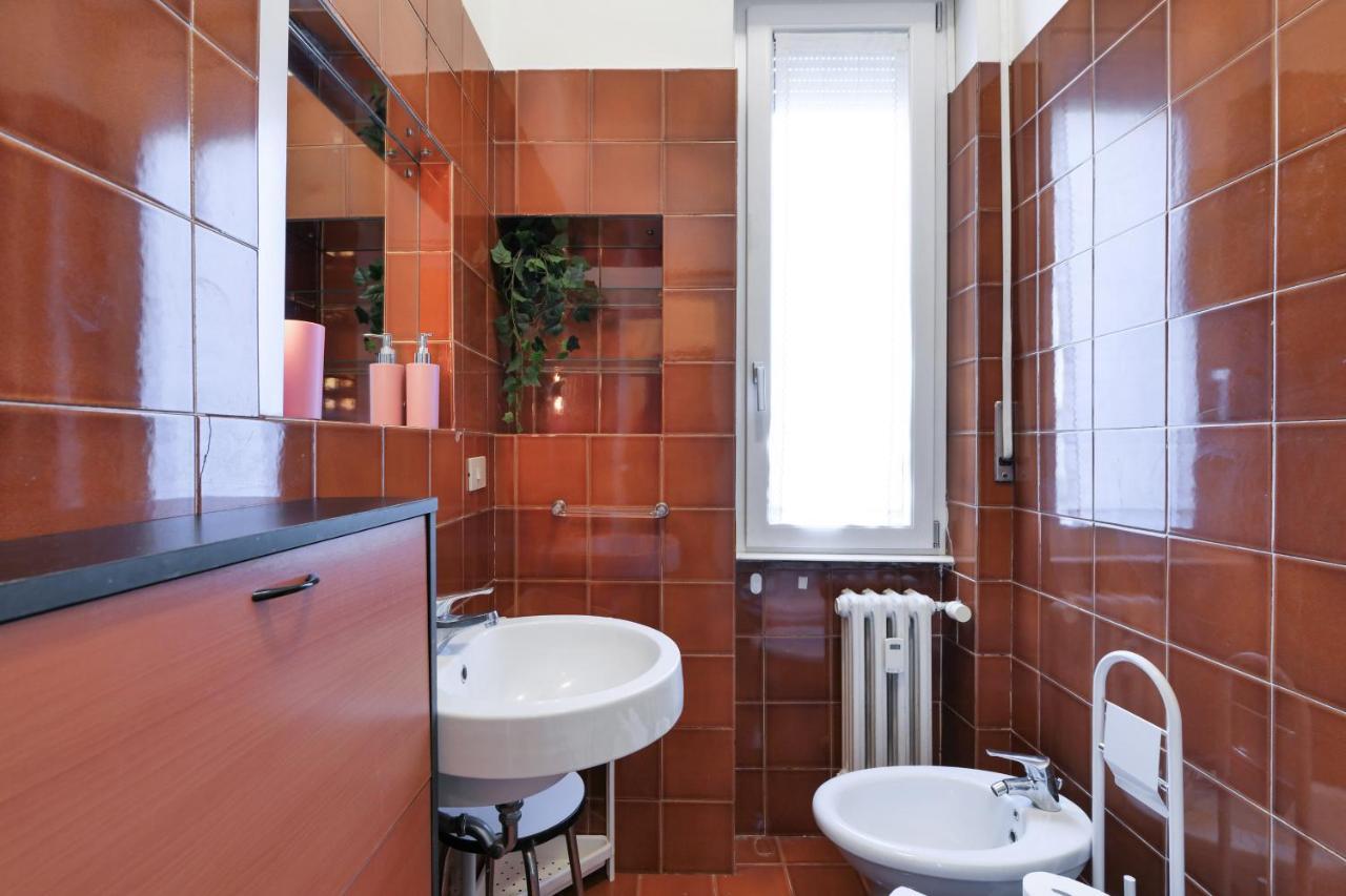 Primopiano - Romilli Apartment Milan Bagian luar foto