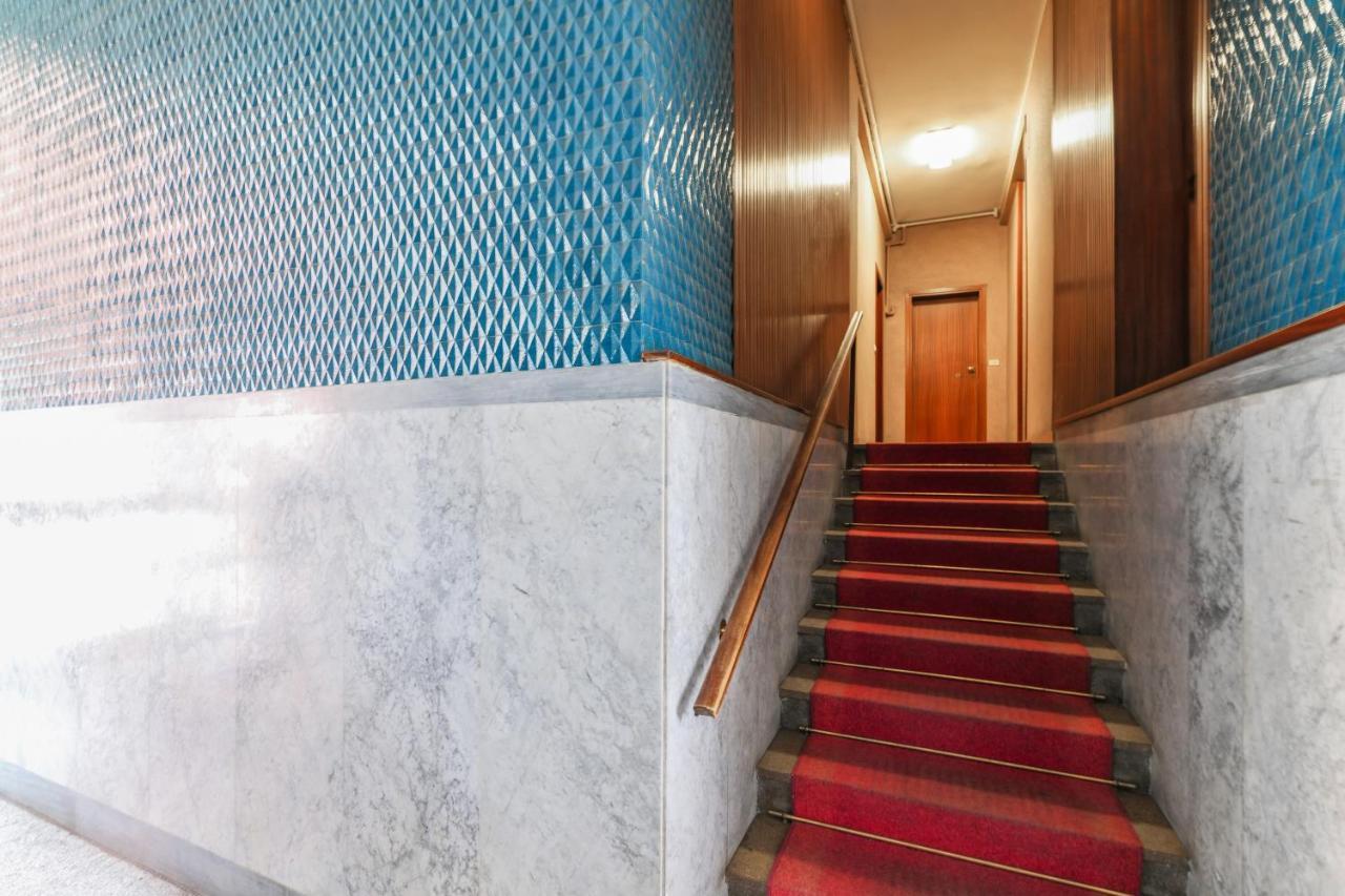 Primopiano - Romilli Apartment Milan Bagian luar foto