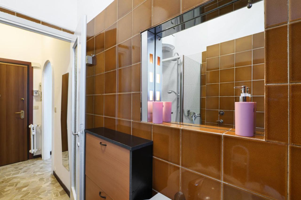 Primopiano - Romilli Apartment Milan Bagian luar foto